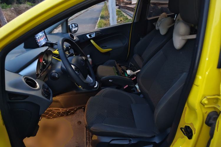 Used Ford Fiesta 2011 Hatchback 1.5L Automatic Sport Model Left Front Seat