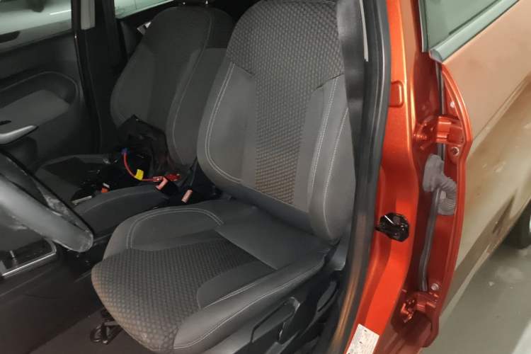 Used Ford Fiesta 2011 Hatchback 1.5L Automatic Sport Model Left Front Seat