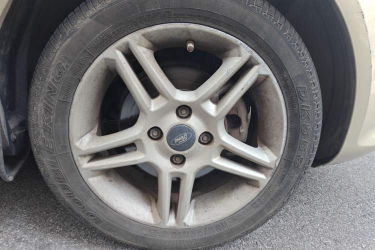 Used Ford Fiesta 2011 Sedan 1.5L Automatic Fashion Edition Right Front Wheel Hub