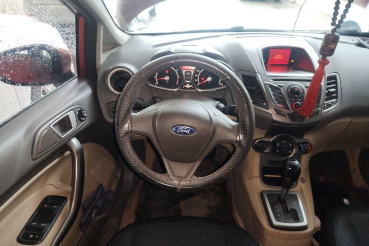 Used Ford Fiesta 2011 Hatchback 1.5L Automatic Fashion Edition Steering Wheel