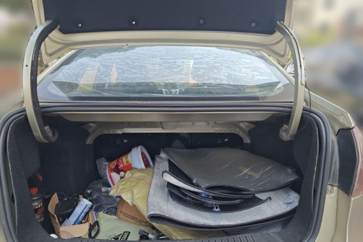 Used Ford Fiesta 2011 Sedan 1.5L Automatic Fashion Edition Trunk