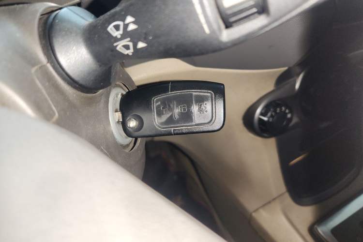 Used Ford Fiesta 2011 Hatchback 1.5L Automatic Fashion Edition Vehicle Key
