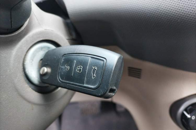 Used Ford Fiesta 2011 Hatchback 1.5L Automatic Fashion Edition Vehicle Key