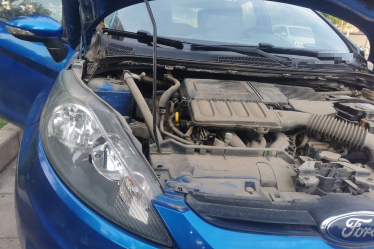 Used Ford Fiesta 2012 Hatchback 1.5L Automatic Dynamic Limited Edition Engine Bay Right
