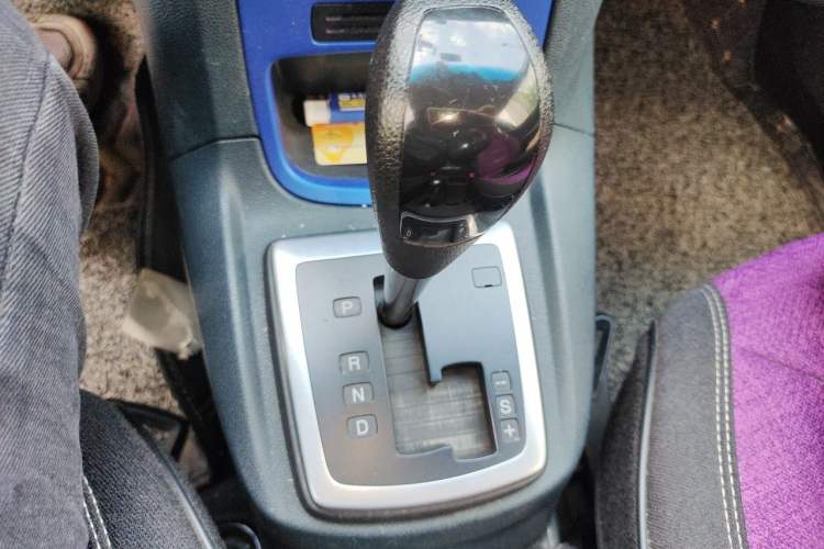 Used Ford Fiesta 2012 Hatchback 1.5L Automatic Dynamic Limited Edition Gear Lever