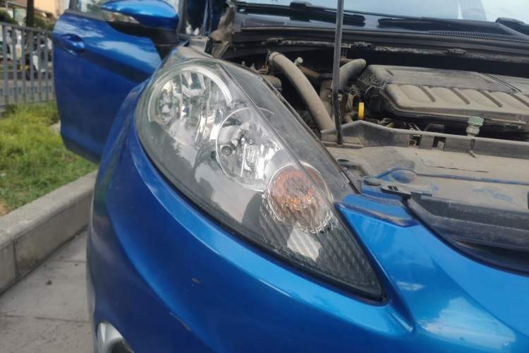Used Ford Fiesta 2012 Hatchback 1.5L Automatic Dynamic Limited Edition Right Front Headlight