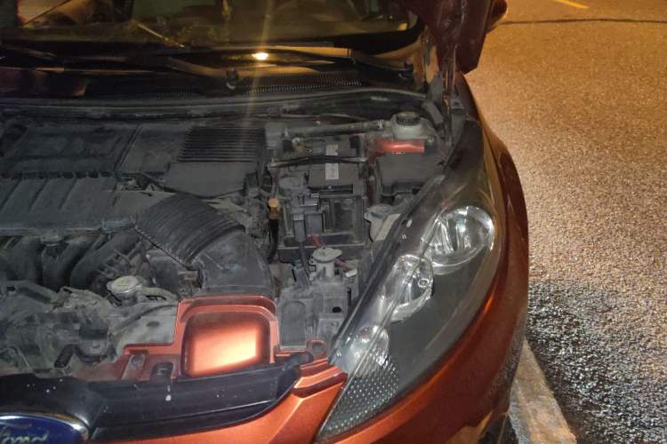 Used Ford Fiesta 2012 Hatchback 1.5L Automatic Dynamic Limited Edition Engine Bay Left
