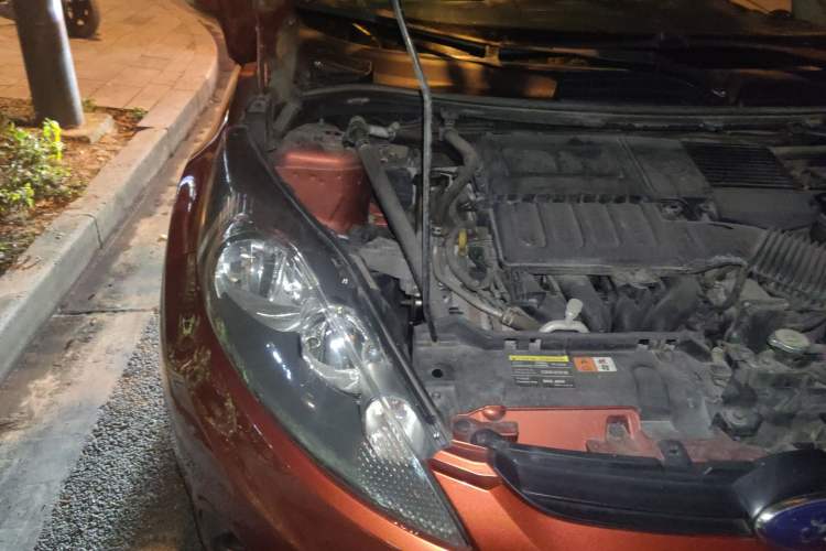 Used Ford Fiesta 2012 Hatchback 1.5L Automatic Dynamic Limited Edition Engine Bay Right