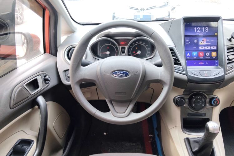 Used Ford Fiesta 2012 Hatchback 1.5L Manual Dynamic Limited Edition Steering Wheel