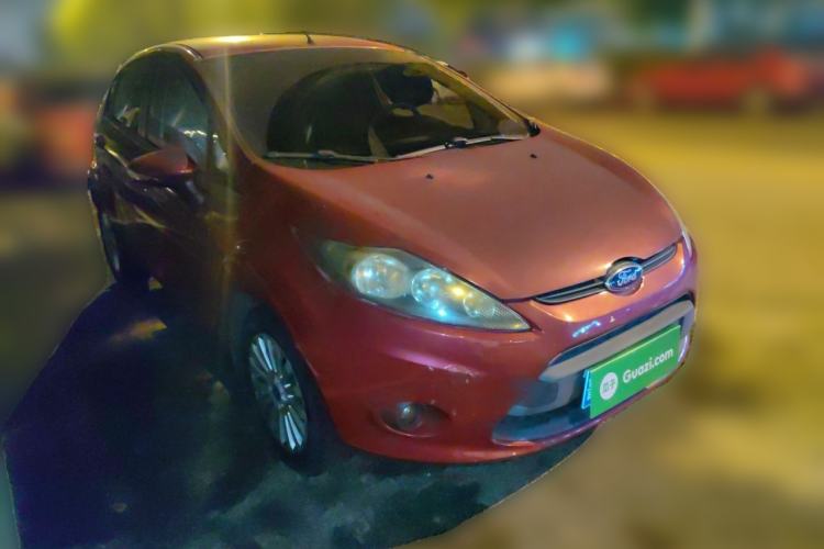 Used Ford Fiesta 2012 Hatchback 1.5L Automatic Dynamic Limited Edition Front Right 45 Deg