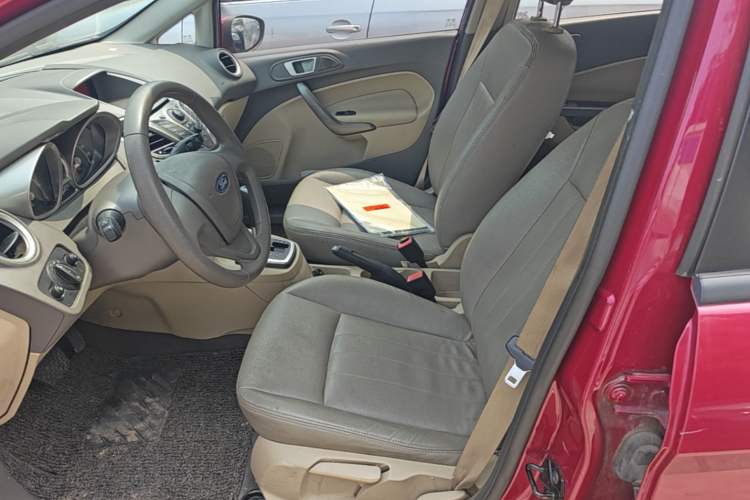 Used Ford Fiesta 2012 Hatchback 1.5L Automatic Dynamic Limited Edition Left Front Seat