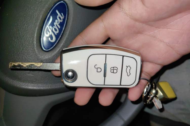 Used Ford Fiesta 2012 Hatchback 1.5L Automatic Dynamic Limited Edition Vehicle Key