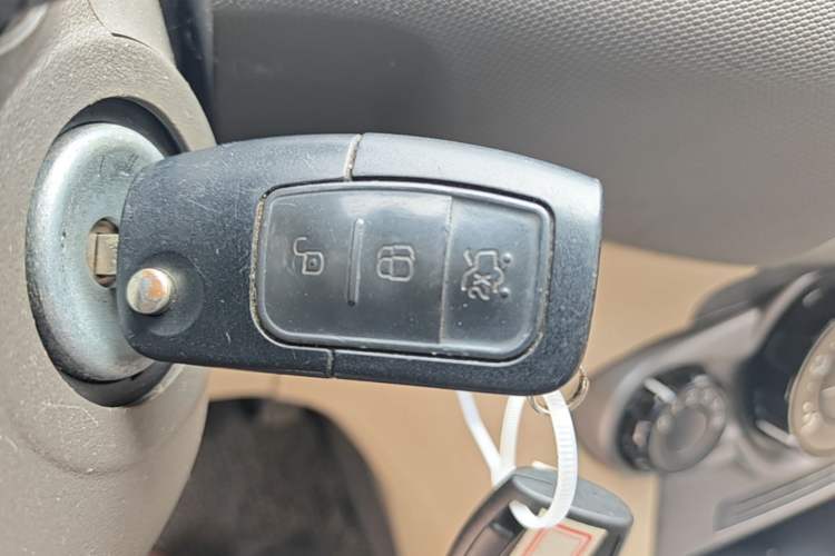 Used Ford Fiesta 2012 Hatchback 1.5L Automatic Dynamic Limited Edition Vehicle Key