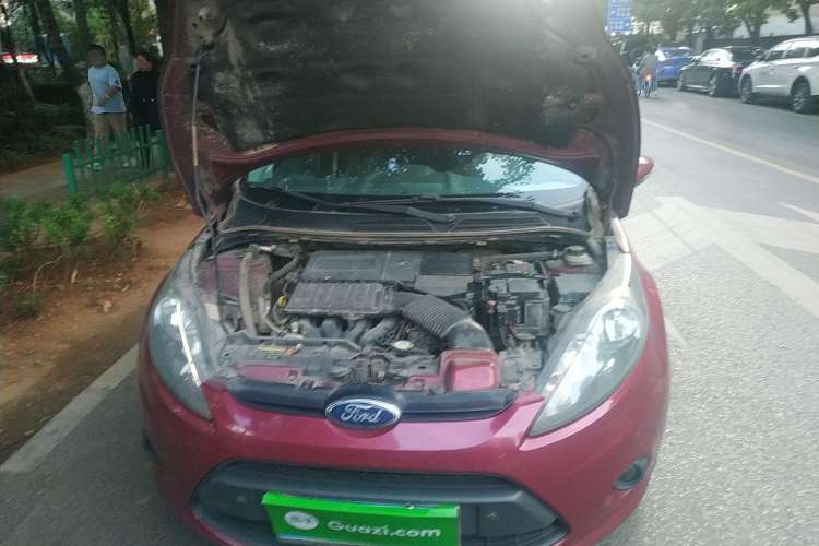 Used Ford Fiesta 2012 Hatchback 1.5L Automatic Dynamic Limited Edition Engine Bay Right