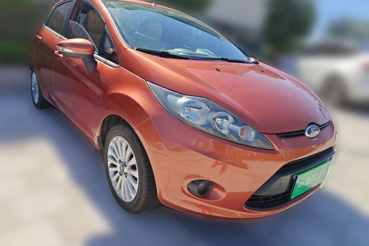 Used Ford Fiesta 2012 Hatchback 1.5L Manual Dynamic Limited Edition Front Right 45 Deg