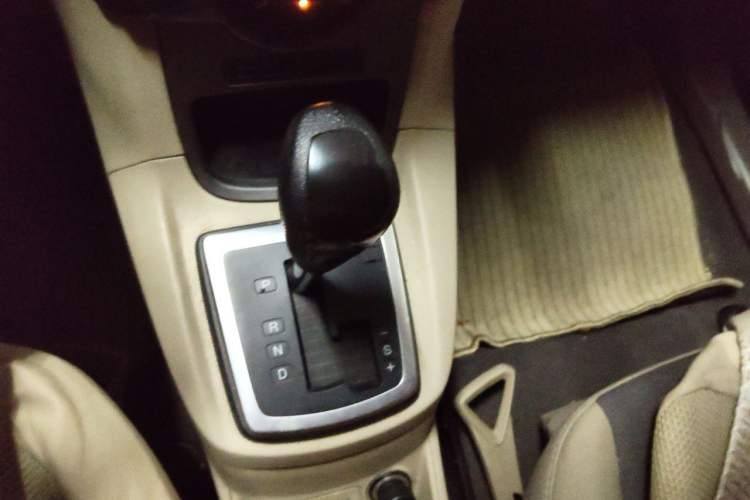Used Ford Fiesta 2012 Hatchback 1.5L Automatic Dynamic Limited Edition Gear Lever