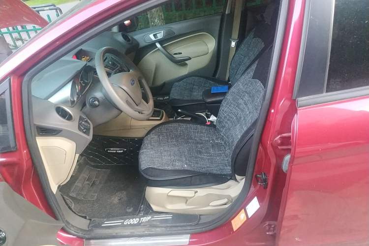 Used Ford Fiesta 2012 Hatchback 1.5L Automatic Dynamic Limited Edition Left Front Seat