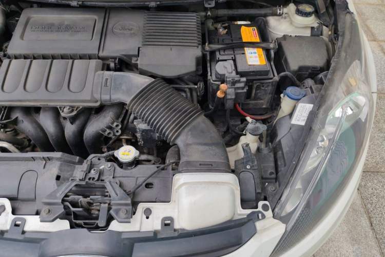 Used Ford Fiesta 2012 Hatchback 1.5L Automatic Dynamic Limited Edition Engine Bay Left