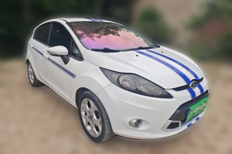 Used Ford Fiesta 2012 Hatchback 1.5L Automatic Dynamic Limited Edition Front Right 45 Deg