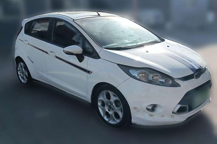 Used Ford Fiesta 2012 Hatchback 1.5L Automatic Dynamic Limited Edition Front Right 45 Deg