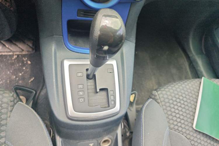 Used Ford Fiesta 2012 Hatchback 1.5L Automatic Dynamic Limited Edition Gear Lever