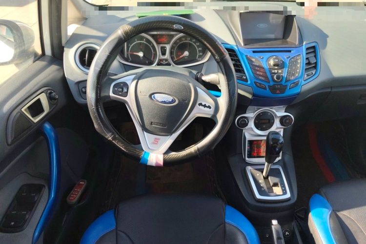 Used Ford Fiesta 2012 Hatchback 1.5L Automatic Dynamic Limited Edition Steering Wheel