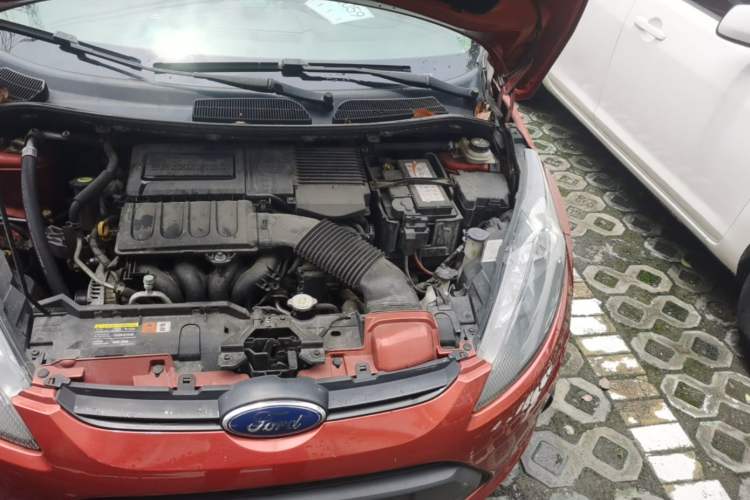 Used Ford Fiesta 2012 Hatchback 1.5L Manual Dynamic Limited Edition Engine Bay Left
