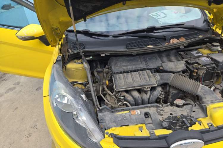 Used Ford Fiesta 2012 Hatchback 1.5L Automatic Dynamic Limited Edition Engine Bay Right