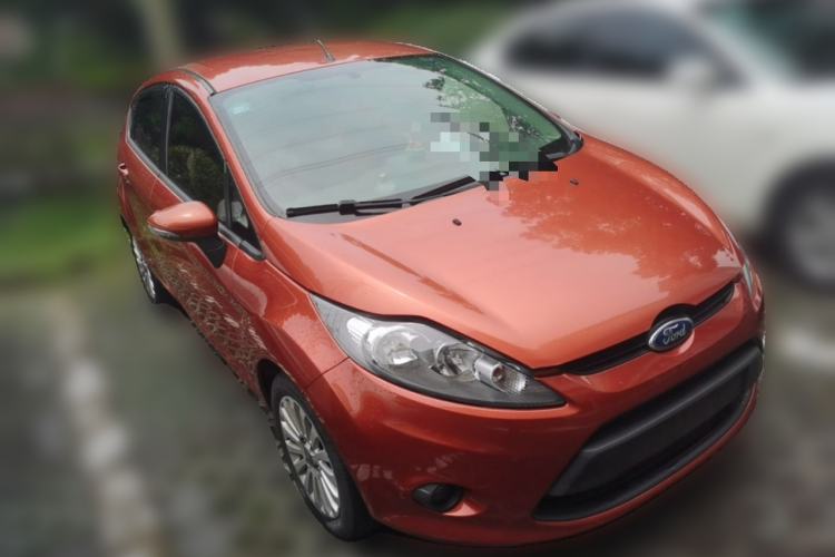 Used Ford Fiesta 2012 Hatchback 1.5L Manual Dynamic Limited Edition Front Right 45 Deg