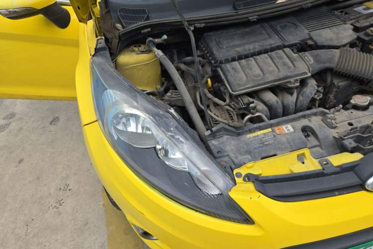 Used Ford Fiesta 2012 Hatchback 1.5L Automatic Dynamic Limited Edition Right Front Headlight