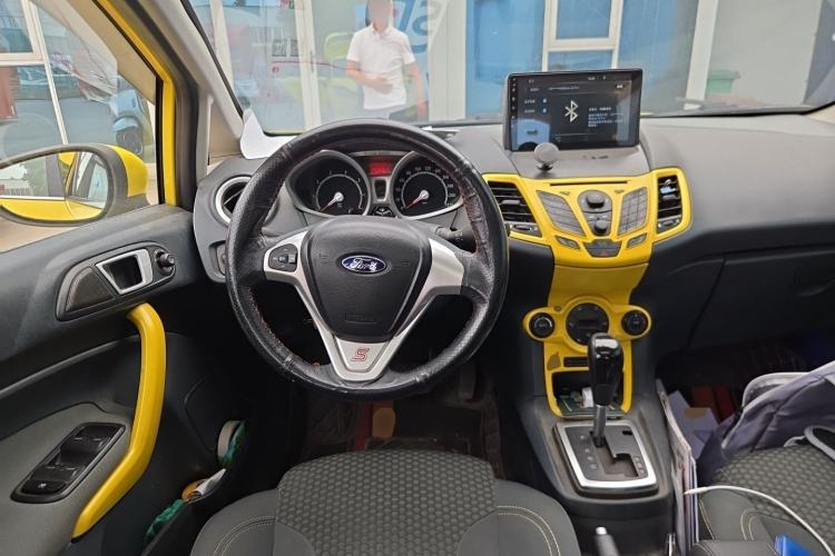 Used Ford Fiesta 2012 Hatchback 1.5L Automatic Dynamic Limited Edition Steering Wheel
