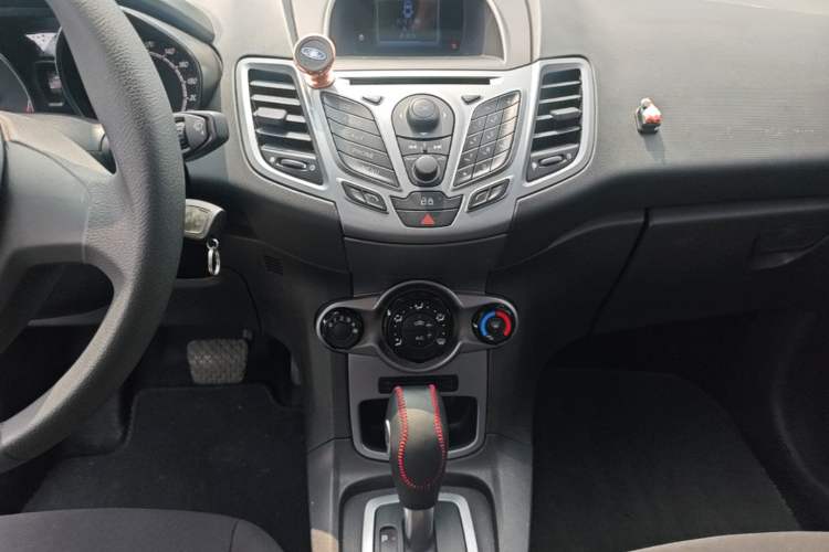 Used Ford Fiesta 2013 Hatchback 1.5L Automatic Fashion Edition Audio And AC Panel