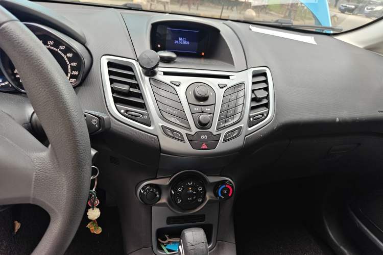Used Ford Fiesta 2013 Hatchback 1.5L Automatic Fashion Edition Audio And AC Panel