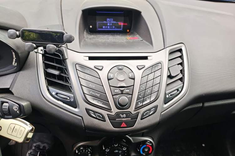 Used Ford Fiesta 2013 Sedan 1.5L Manual Fashion Edition Audio And AC Panel
