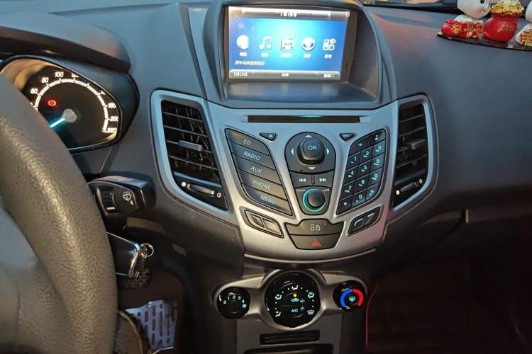 Used Ford Fiesta 2013 Hatchback 1.5L Automatic Fashion Edition Audio And AC Panel