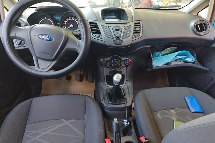 Used Ford Fiesta 2013 Hatchback 1.5L Manual Fashion Edition Center Console