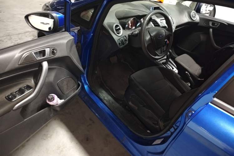 Used Ford Fiesta 2013 Hatchback 1.5L Automatic Fashion Edition Driver Seat
