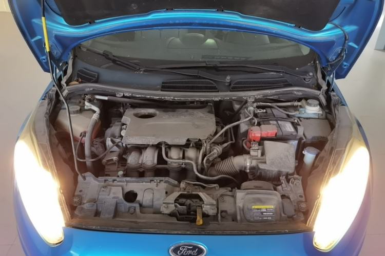 Used Ford Fiesta 2013 Sedan 1.5L Manual Fashion Edition Engine Bay