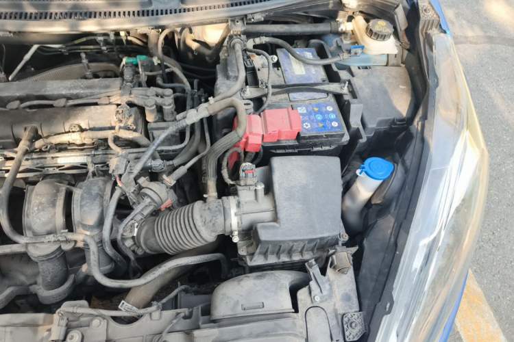 Used Ford Fiesta 2013 Sedan 1.5L Automatic Fashion Edition Engine Bay Left