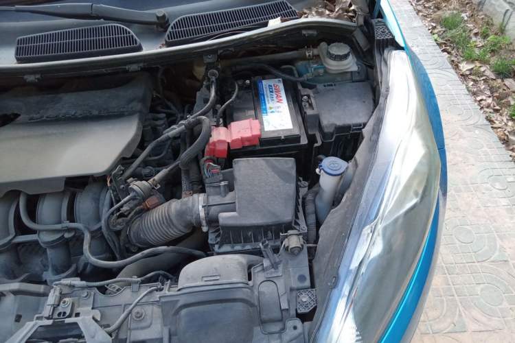 Used Ford Fiesta 2013 Hatchback 1.5L Automatic Fashion Edition Engine Bay Left