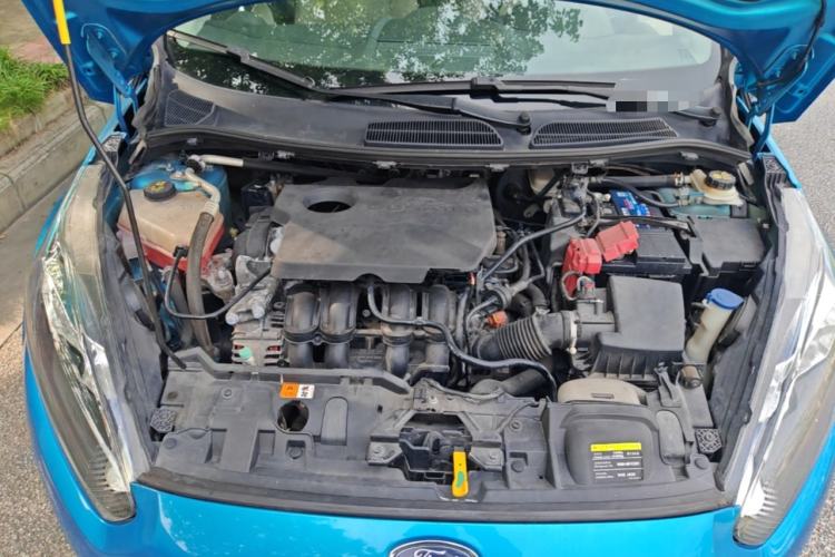 Used Ford Fiesta 2013 Sedan 1.5L Manual Fashion Edition Engine Bay