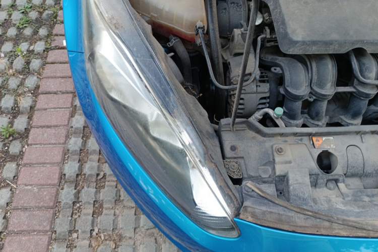 Used Ford Fiesta 2013 Hatchback 1.5L Automatic Fashion Edition Engine Bay Right
