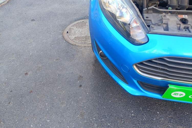 Used Ford Fiesta 2013 Hatchback 1.5L Automatic Fashion Edition Engine Bay Right