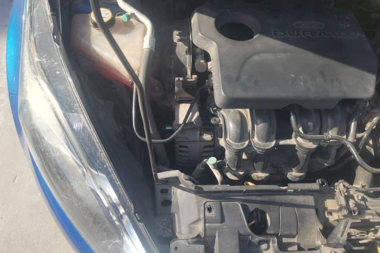 Used Ford Fiesta 2013 Sedan 1.5L Manual Fashion Edition Engine Bay Right