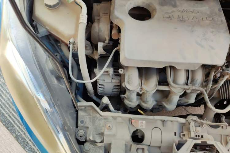 Used Ford Fiesta 2013 Hatchback 1.5L Automatic Fashion Edition Engine Bay Right