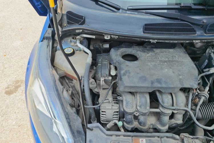Used Ford Fiesta 2013 Hatchback 1.5L Automatic Fashion Edition Engine Bay Right