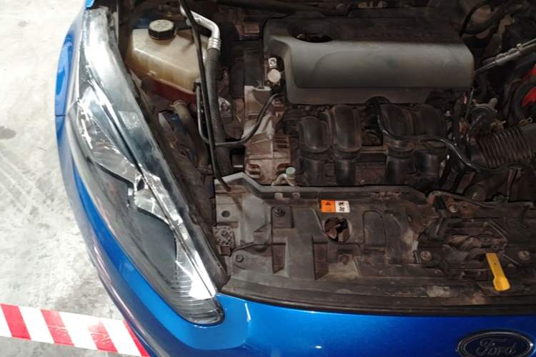 Used Ford Fiesta 2013 Hatchback 1.5L Automatic Fashion Edition Engine Bay Right