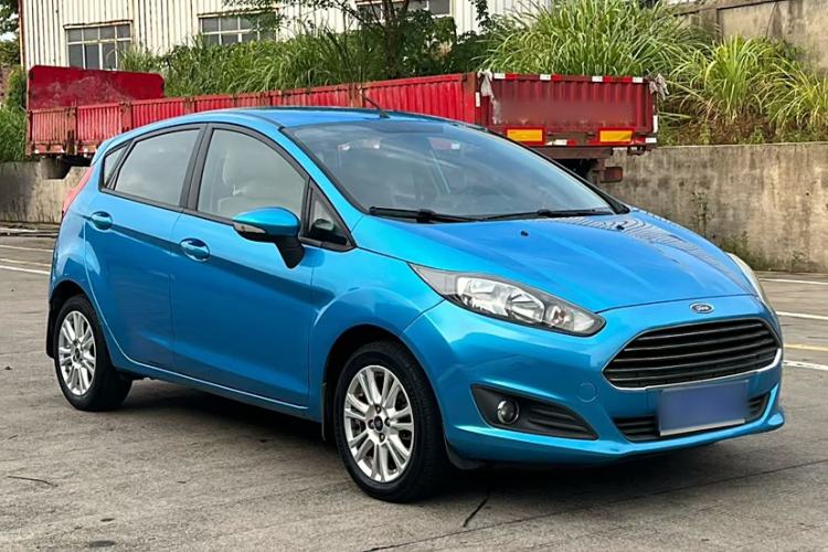 Used Ford Fiesta 2013 Hatchback 1.5L Automatic Fashion Edition Exterior 1