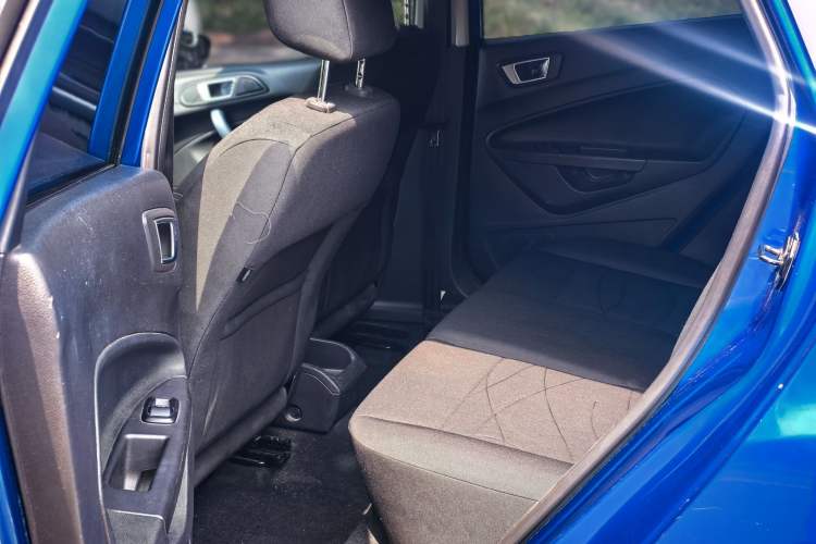 Used Ford Fiesta 2013 Hatchback 1.5L Automatic Fashion Edition Exterior 10