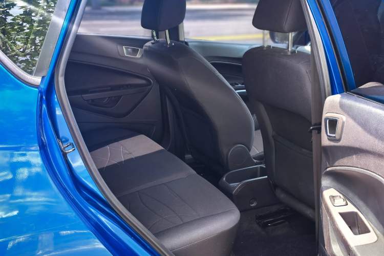 Used Ford Fiesta 2013 Hatchback 1.5L Automatic Fashion Edition Exterior 11